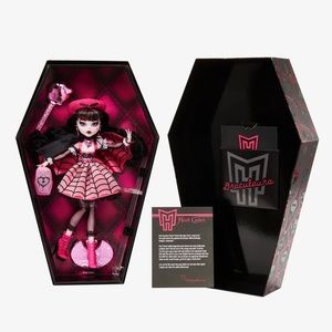 NEW! Monster High Haunt Couture Draculaura Doll